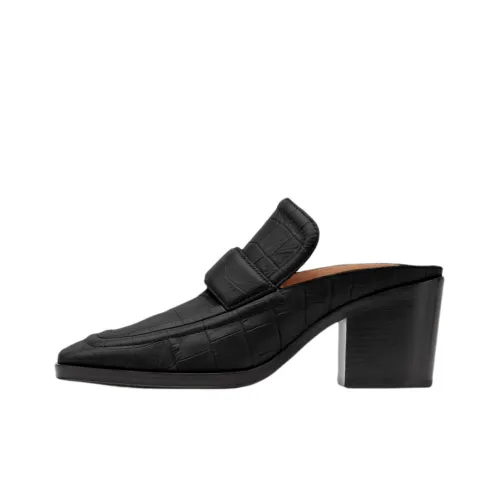 Bottega Veneta Closed Toe Slippers Women's