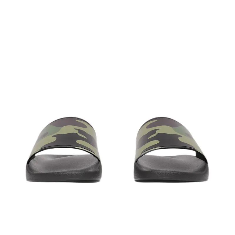 Burberry Embossed Logo Slides Mangrove Green-2