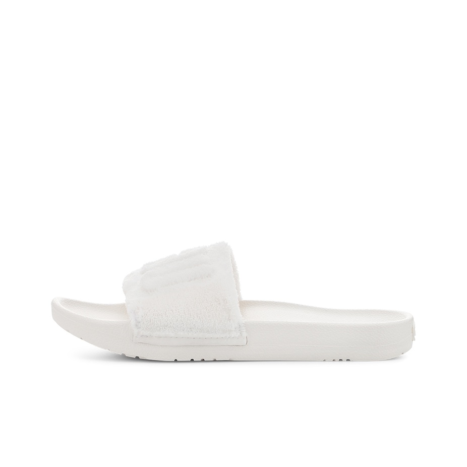 White ugg flip retailer flops