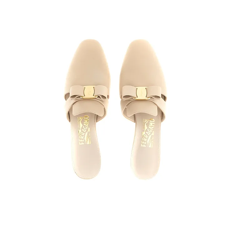 FERRAGAMO Vara Stylish Sandals Women's Beige Yellow-2