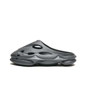 EQLZ EQUALIZER 1100 Quiet Slide Slippers Unisex Capybara