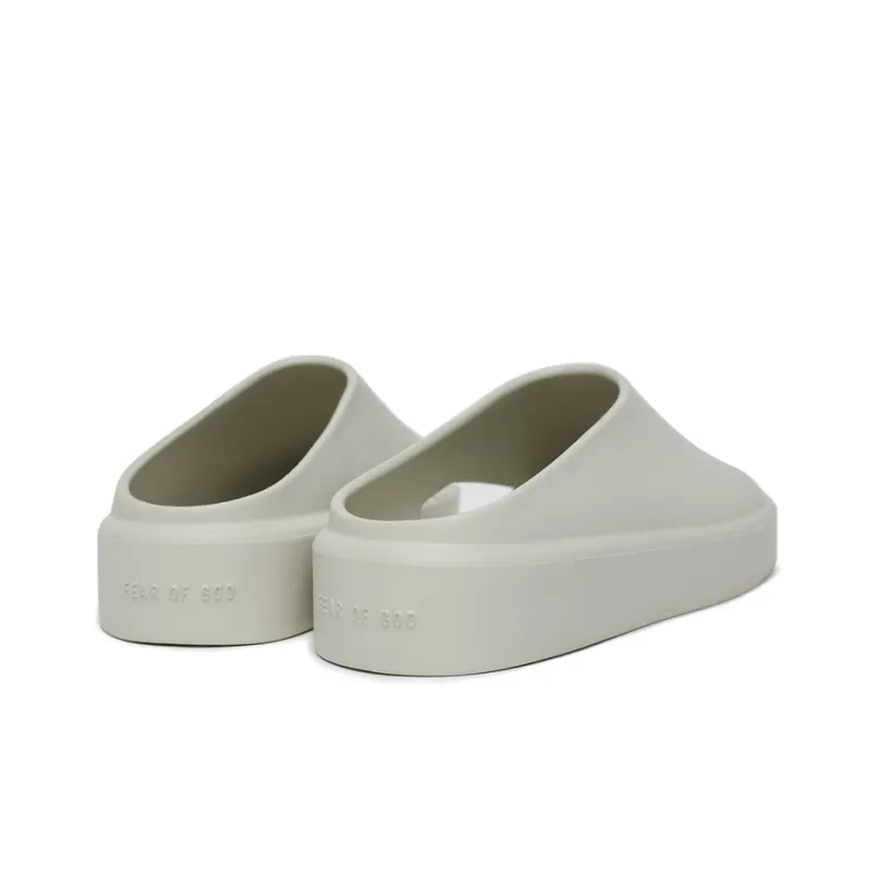 Fear Of God Closed Toe Slippers Unisex-3