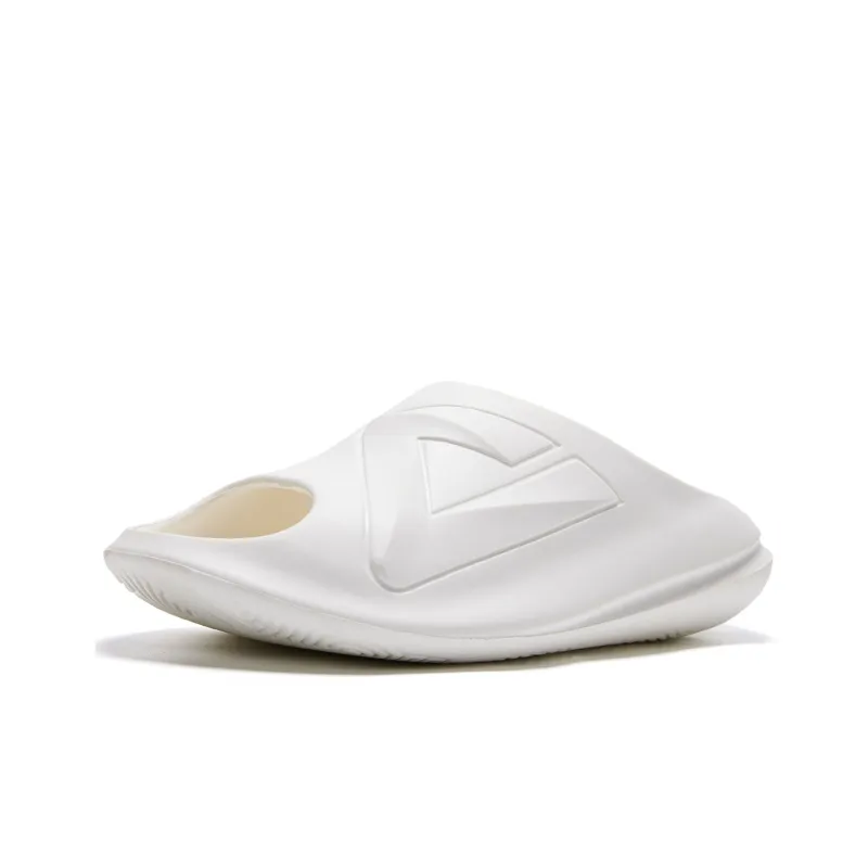 PEAK Very Small Fat Drag Slide Slippers Unisex White-2