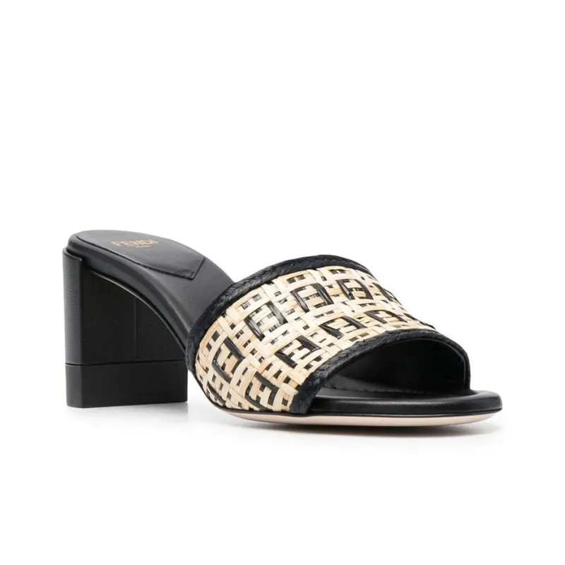 FENDI Slide Slippers Women's Black-1