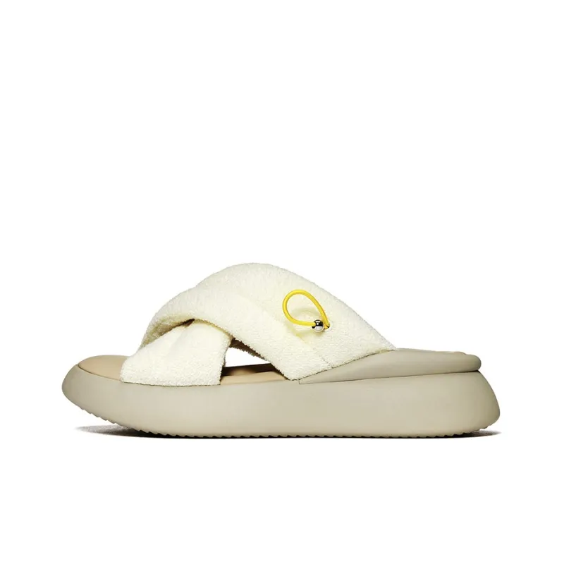 Lost In Echo Slide Slippers Women's Yellow-0