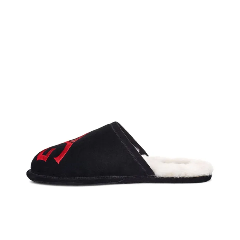 UGG Scuff Logo Slipper Black Red-0