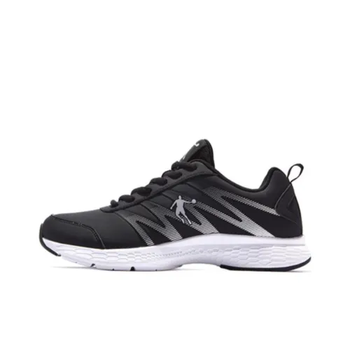 QIAODAN Cushioned Slip Resistant Abrasion Resistant Low Top Casual Running Shoes Men's Black Silver