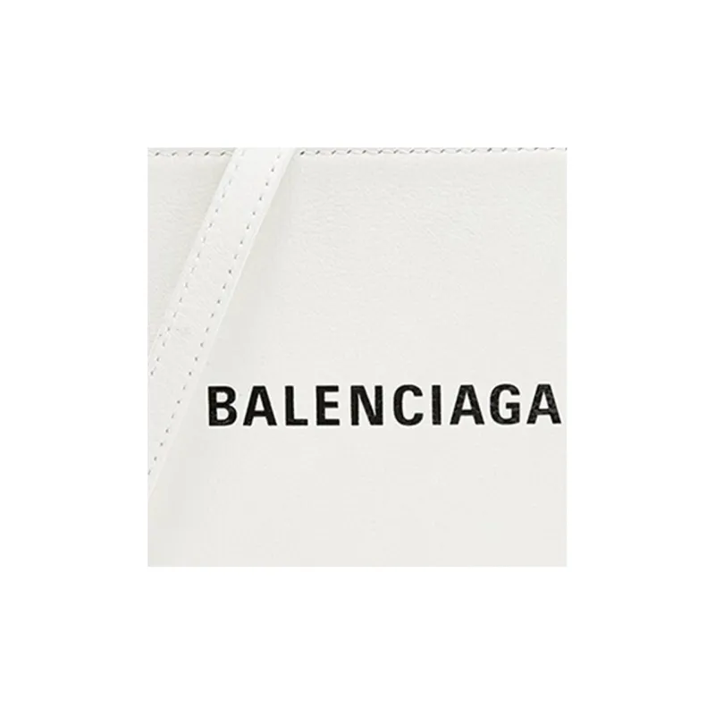 Balenciaga Grained Calfskin Camera Bags Crossbody Bag Shoulder Bag Unisex White-4