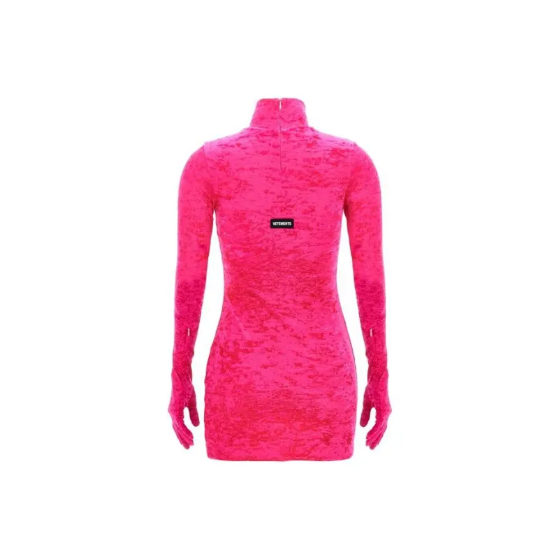 Vetements Logo Detailed Long-Sleeved Dress-1