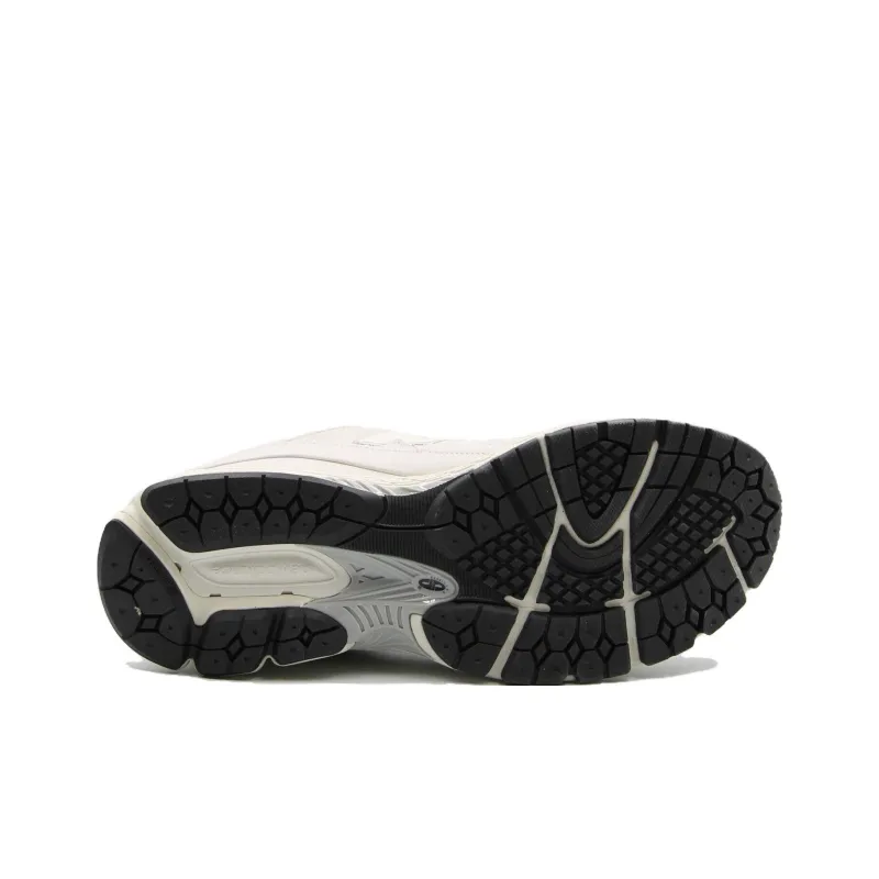 New Balance 2002R Linen Fog Rain Cloud-4