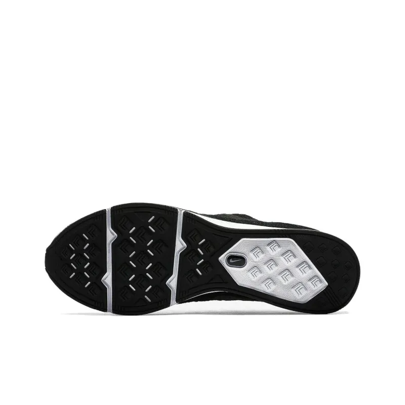 Nike Flyknit Trainer Black White 2018-4