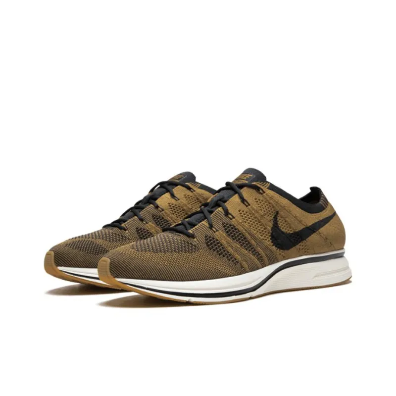 Nike Flyknit Trainer Golden Beige-2