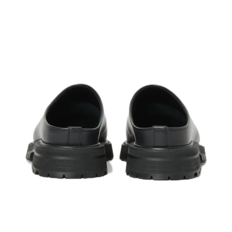 Hender Scheme Commando Wrap-toe Slippers Men's Black-3