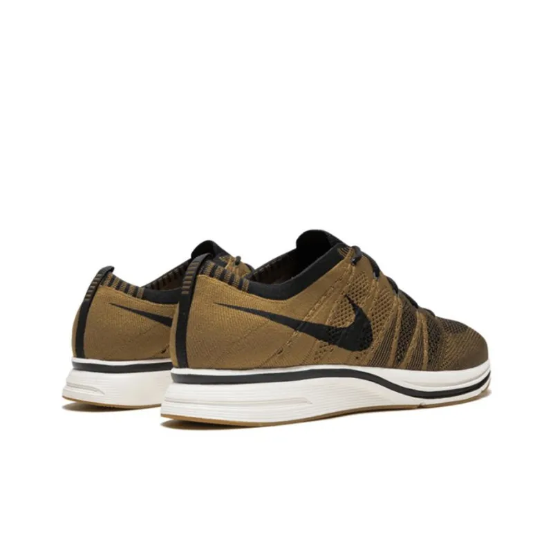 Nike Flyknit Trainer Golden Beige-3