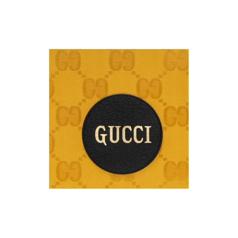 GUCCI Off The Grid Clutches-2