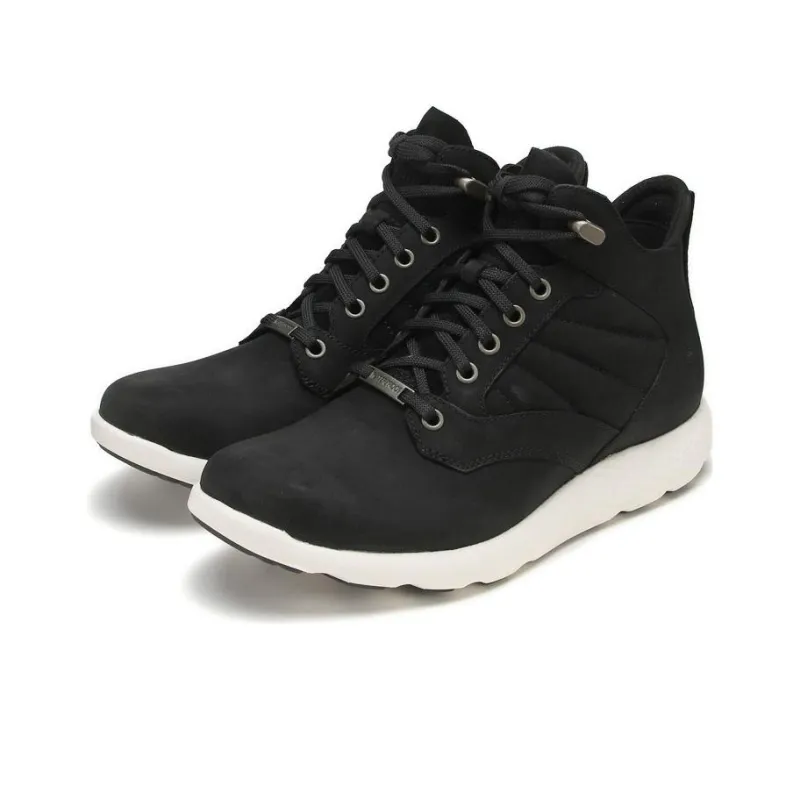 Timberland Flyroam Waterproof Chukka Boots 'Black'-1