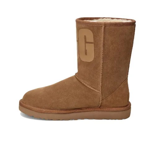 UGG CLASSIC SHORT Snow Boots Women's Chestnut