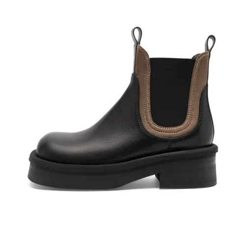 MIO Chelsea Boots Women's