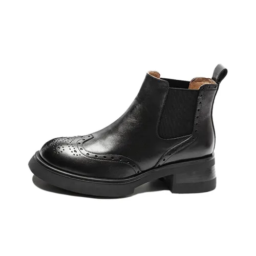 Q.VONTON Chelsea Boots Women's Black