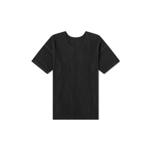 ISSEY MIYAKE T-Shirts Men Black