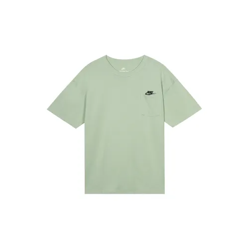 Nike T-Shirts Men Green