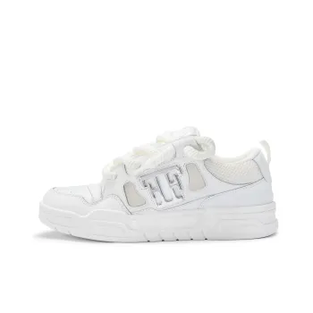 FERNANDA FRANKLIN Flying Fish Series Skateboard Shoes Men Low-Top White
