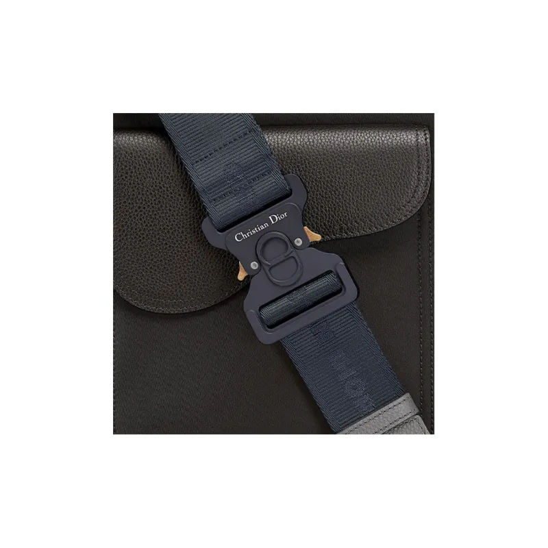 Sacai X DIOR Saddle Handbags-3