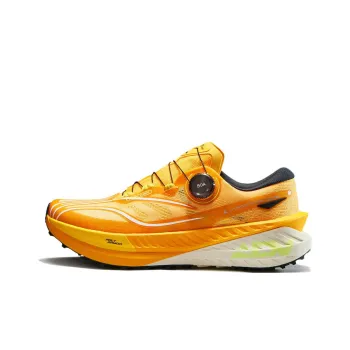 LiNing Cushioned Slip Resistant Abrasion Resistant Low Top Trail Running Shoes Men's Yellow