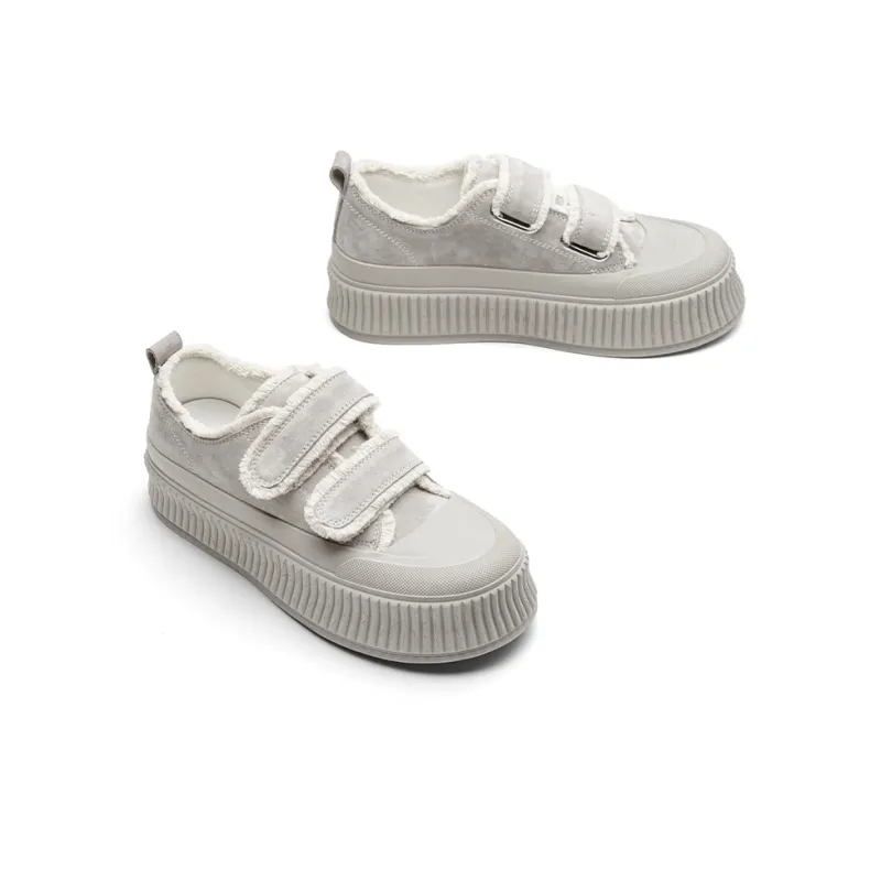 TOOMANYSHOES Early Snow Low Top Skateboard Shoes Women's-3