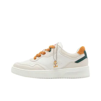 SEMIR Low-Top Skateboard Shoes Women's