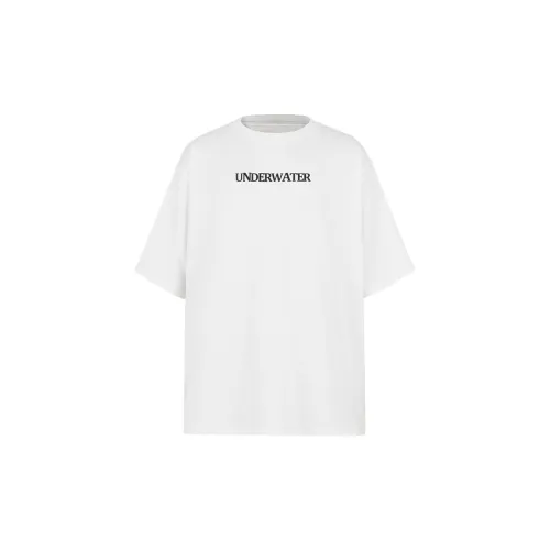 UNDERWATER Unisex T-shirt