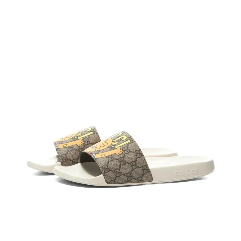 GUCCI X Pablo Delcielo GG Supreme Slides-2