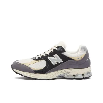 New Balance 2002R Magnet Sandstone