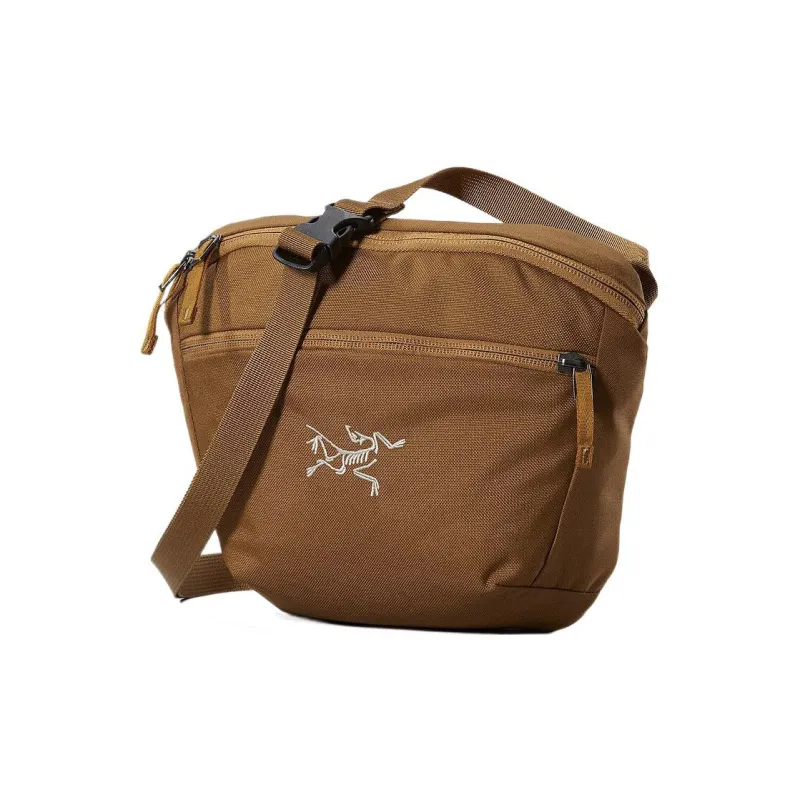 Arcteryx Mantis 2 Recycled Polyester Crossbody Fanny Pack Regular Unisex Khaki Brown-2