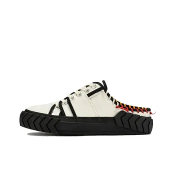Both Rubber Sole Closed Toe Slippers Women's White Black