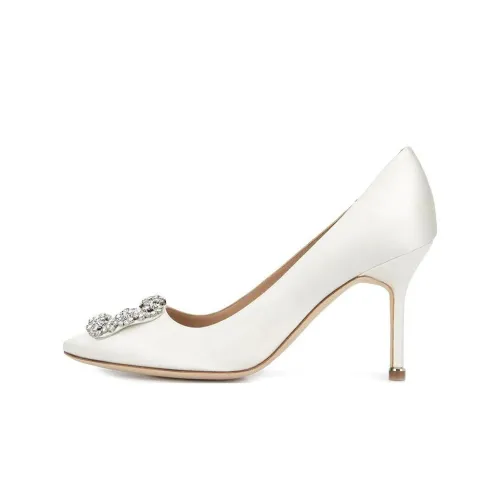 MANOLO BLAHNIK Hangisi Buckle Pumps