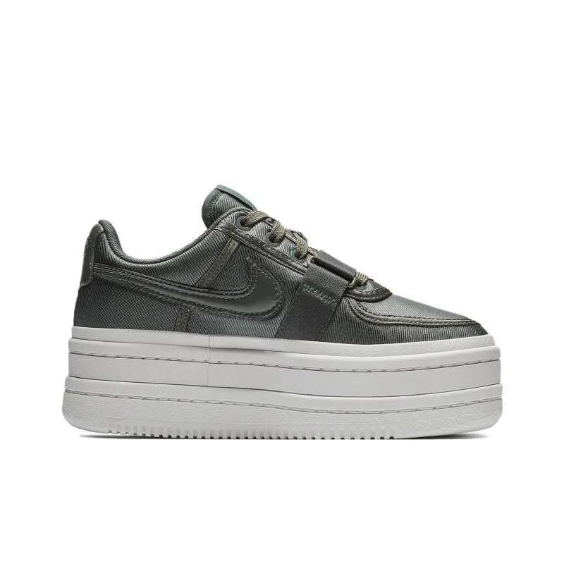 Nike Vandal 2K Anti Slip And Wear Resistant Height Increasing Low Top Skateboard Shoes Women's Silver Green-1