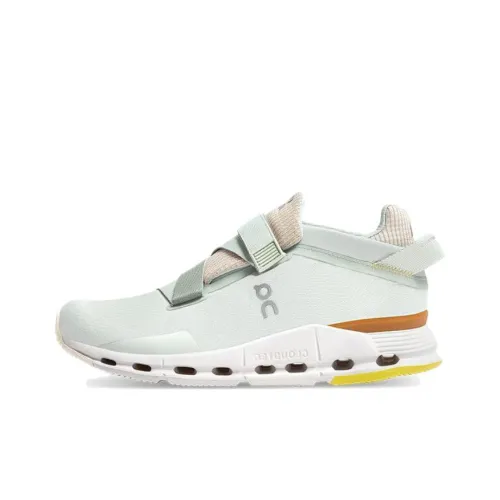 On Cloudnova Non slip Wear resistant Shock Absorption Low Top Running Shoes Women's White Green