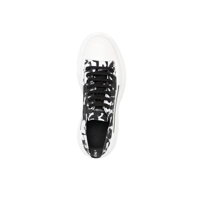 Alexander McQueen Graffiti Tread Slick Low Lace Up Black White-4