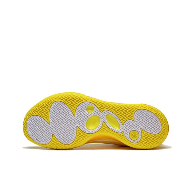 LiNing All City 11 V2 Wade Shock Absorbers With Slip Resistant Features Low Top Basketball Shoes Men's Lemon-4