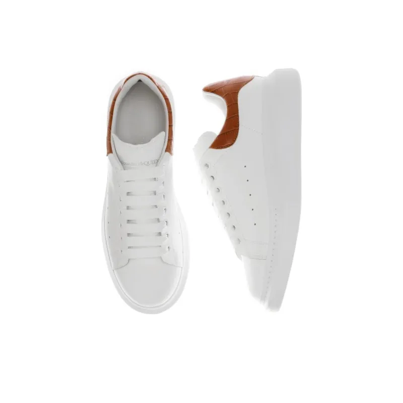 Alexander McQueen Oversized Sneaker 'White Cedar'-3
