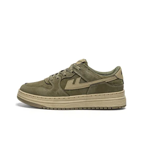 WARRIOR Skateboard Shoes Men Low-Top Army Green