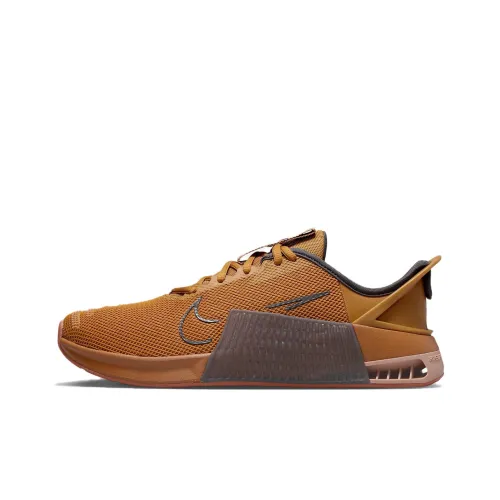 Nike Metcon 9 Flyease Campfire Orange