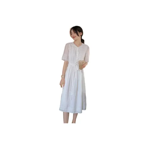 Pumpkin Valley Short-Sleeved Dresses Women's White