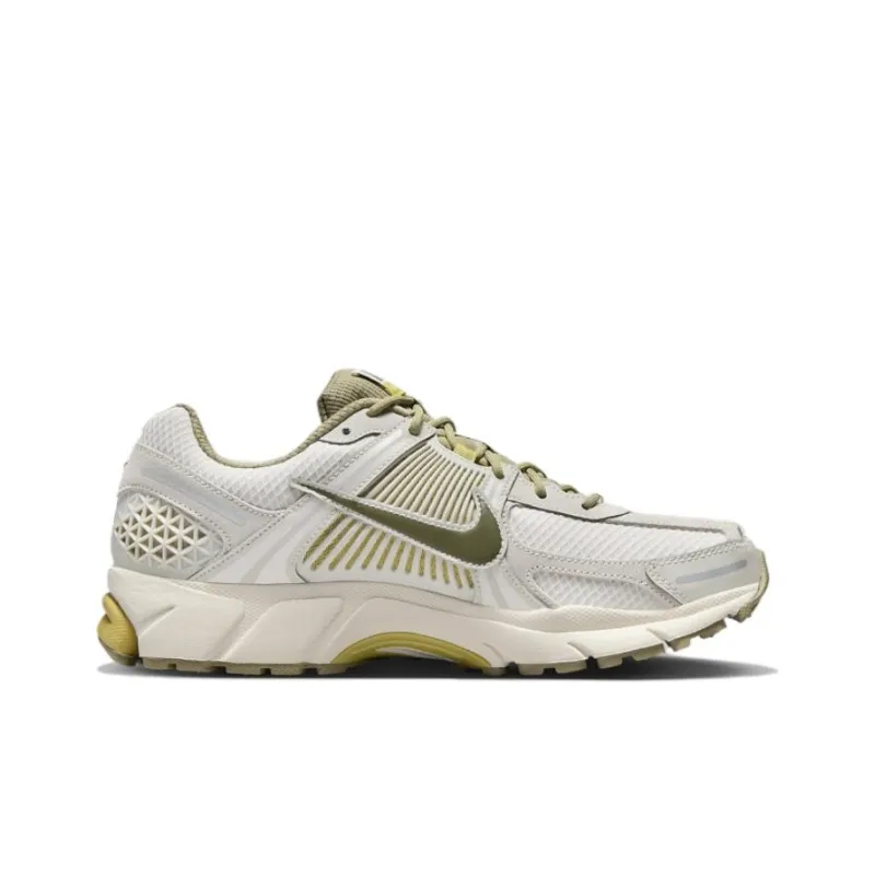 Nike Zoom Vomero 5 Sp Light Bone Neutral Olive-1