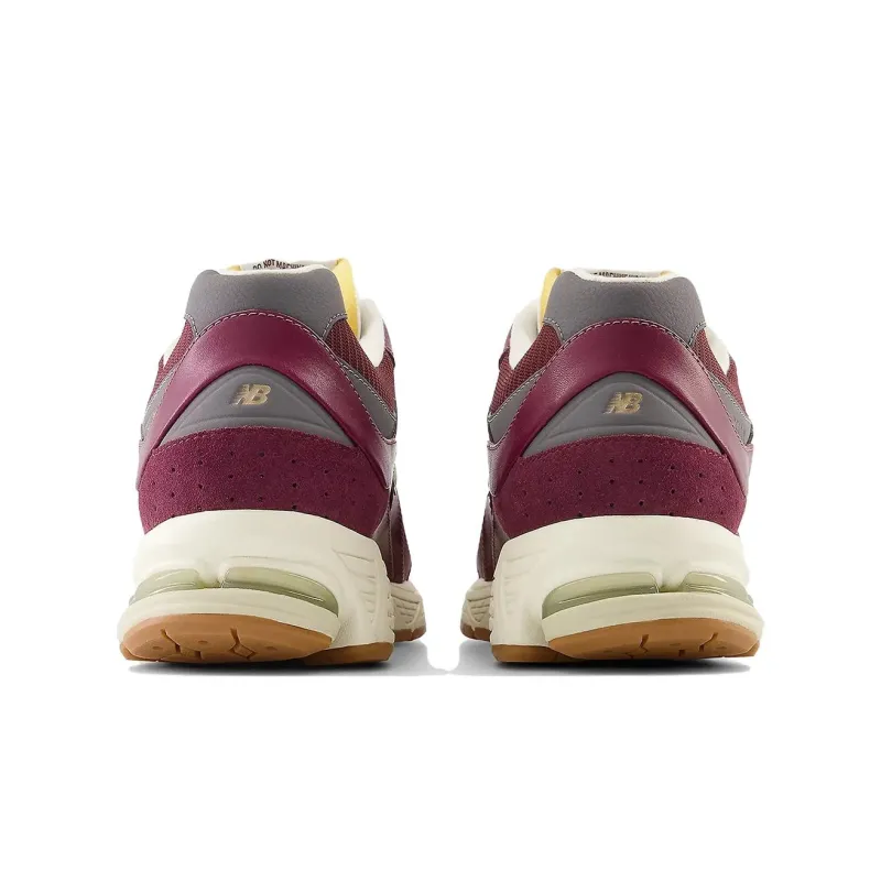 New Balance 2002R 'Vintage Leather Pack Burgundy'-4
