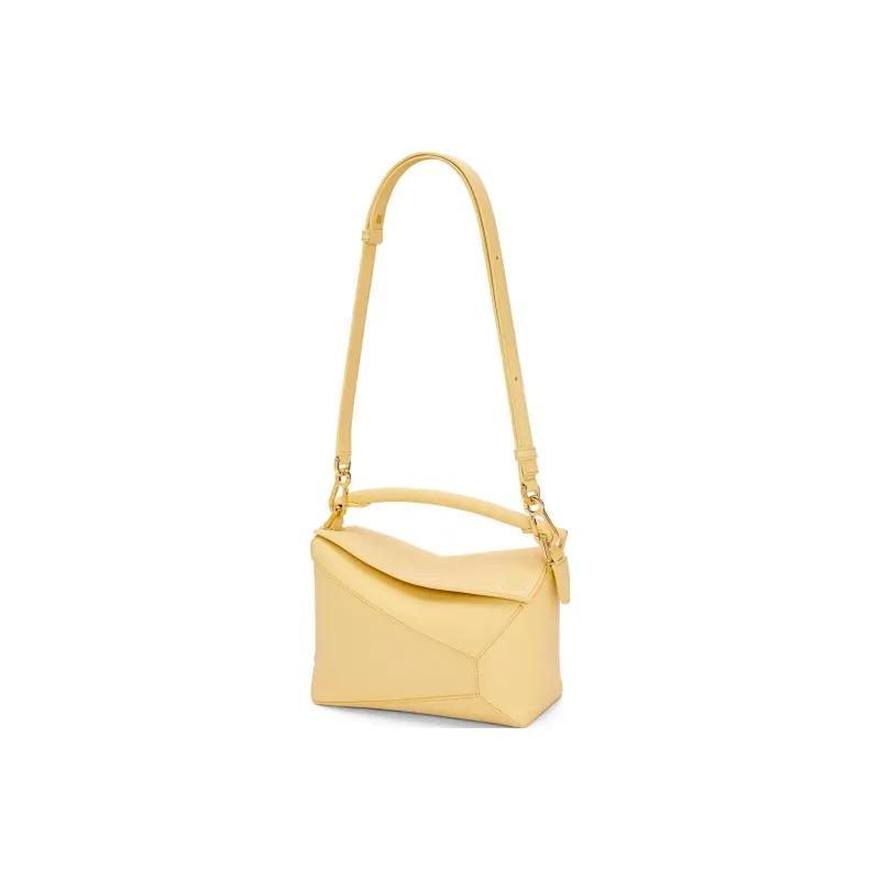LOEWE Puzzle Cow Leather Handbag, Shoulder Bag, Crossbody Bag Trumpets Women's Vanilla-1