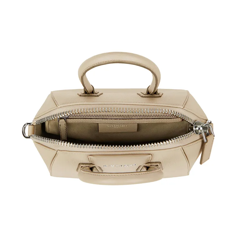 Givenchy Antigona Handbags-3