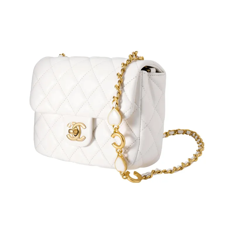 CHANEL 22K Autumn And Winter Lambskin Flap Bag, Crossbody Bag, Shoulder Bag Women's White-1