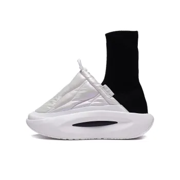 LiNing Cloud Travel Fluffy Cushioning Wear Resistant Low Top Casual Shoes Women's Ecru